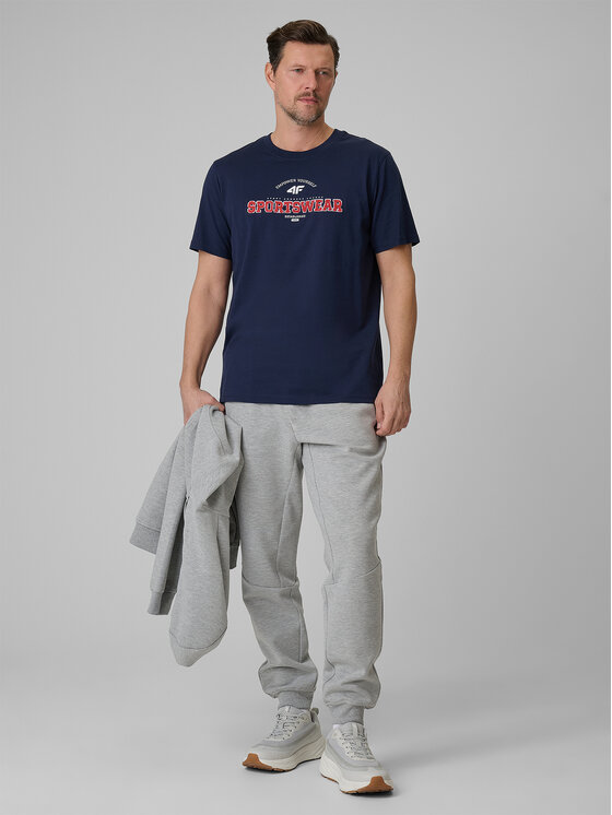 4F 4F T-Shirt SPORTS CLUB Granatowy Regular Fit