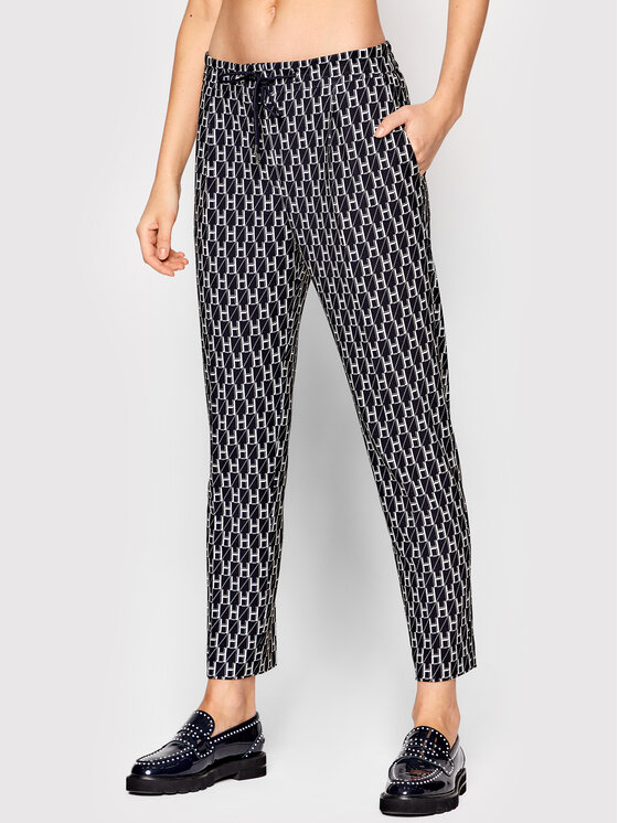HUGO Hugo Bavlnené nohavice Hemias 50468690 Čierna Regular Fit