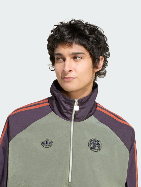 adidas adidas Kurtka wielofunkcyjna FC Bayern Terrace Icons Zielony Loose Fit