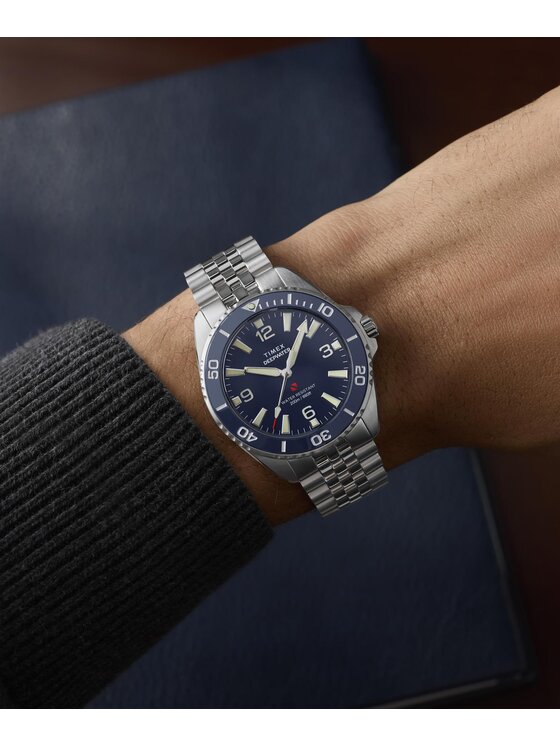 Timex Timex Hodinky TW2Y64600 Strieborná