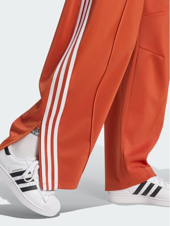 adidas adidas Spodnie dresowe 168738 Czerwony Regular Fit