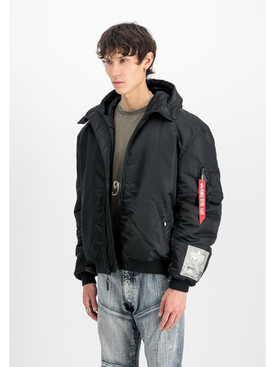 Alpha Industries Alpha Industries Kurtka bomber MA-1 Hooded Studio Winter Jacket Czarny Loose Fit