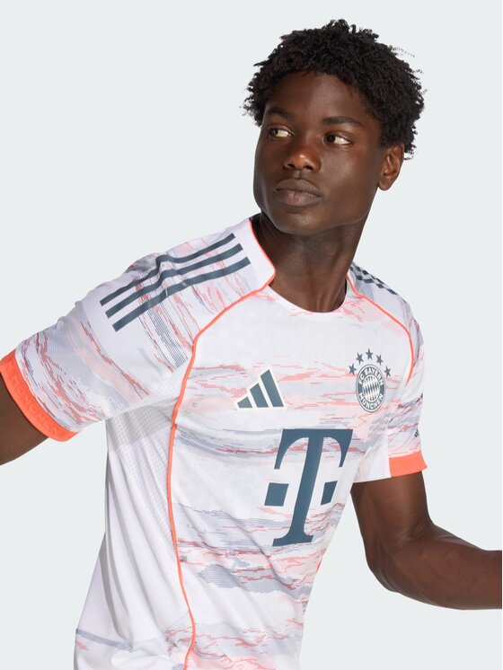 adidas adidas Koszulka techniczna FC Bayern Biały Slim Fit