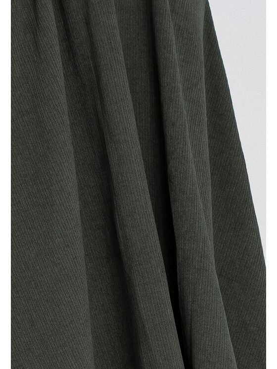 FIGL FIGL Trapézová sukňa M1234 Zelená A-Line Fit