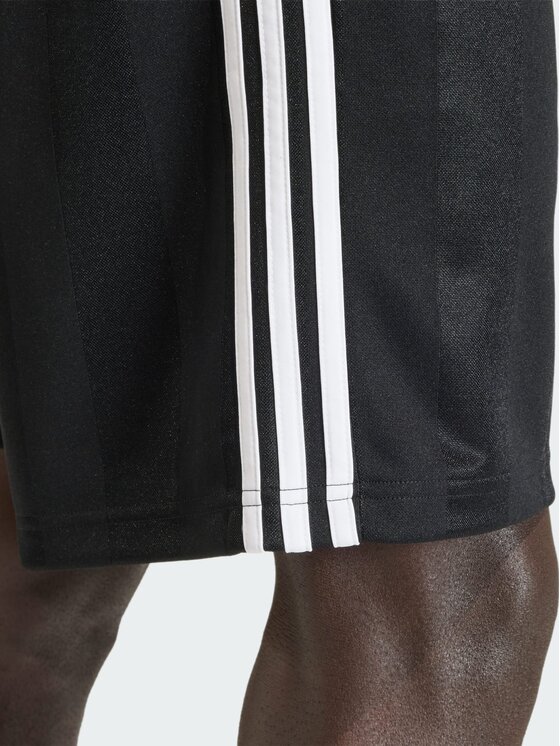 adidas adidas Szorty materiałowe 159302 Czarny Regular Fit
