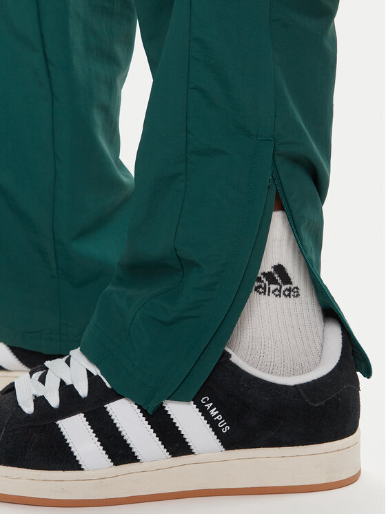adidas adidas Spodnie dresowe JX3055 Zielony Regular Fit