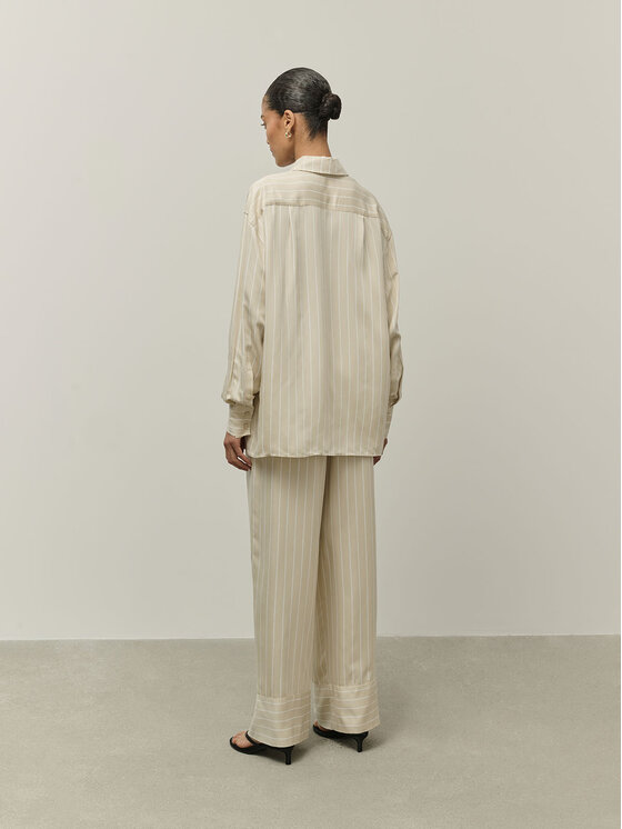 La Mania La Mania Blusa SUMMER Beige Classic Fit