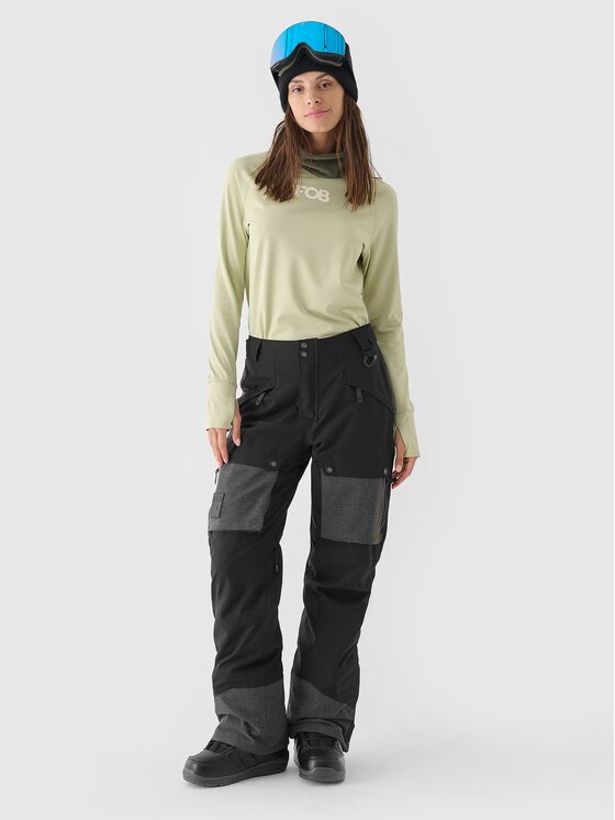 4F 4F Pantaloni da snowboard 4FWAW24TFTRF701-20S Nero Regular Fit