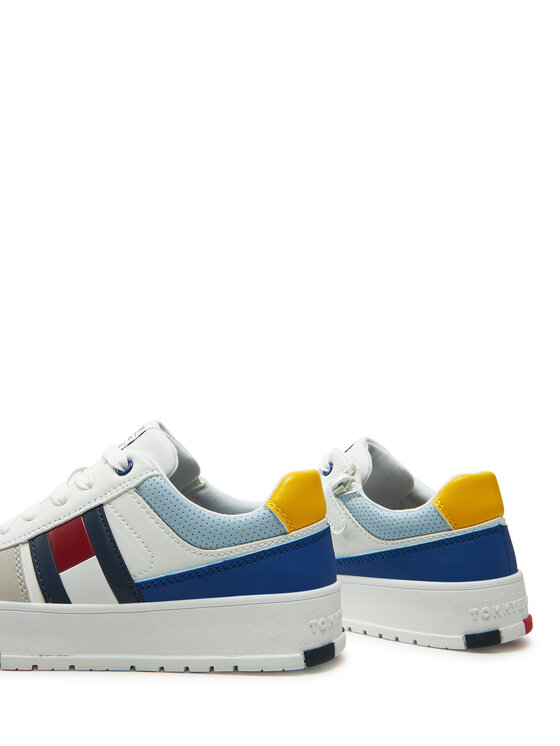 Tommy Hilfiger Tommy Hilfiger Laisvalaikio batai Flag Low Cut Lace-Up Sneaker T3X9-33863-1269 S Balta
