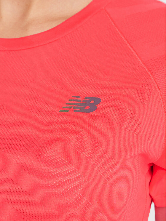 New Balance New Balance Φανελάκι τεχνικό Q Speed WT23281 Κόκκινο Athletic Fit