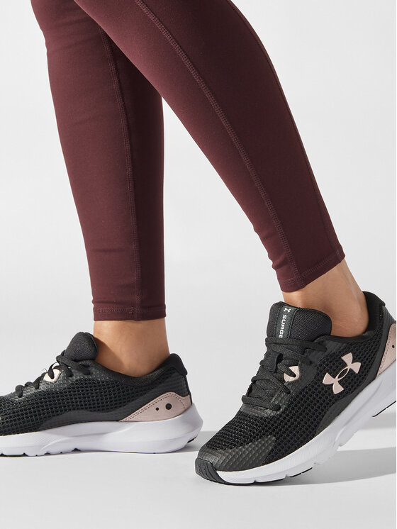 Ua w new arrivals surge