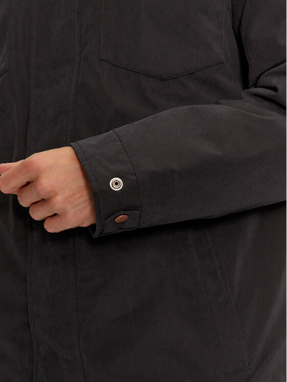 Wrangler Wrangler Kurtka zimowa 112357266 Czarny Regular Fit