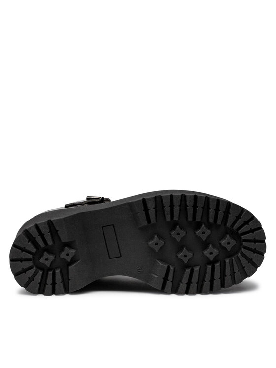 Scarpe basse Silvia Nero