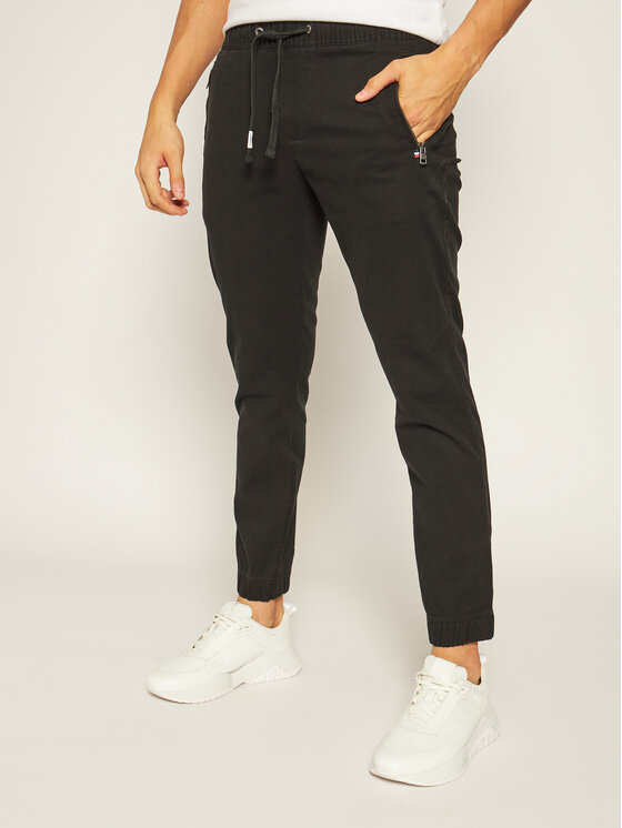 Tommy Jeans Joggers Scanton DM0DM08316 Negru Slim Fit Modivo.ro