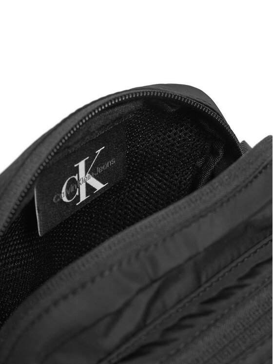 Calvin Klein Jeans Calvin Klein Jeans Torbica za okrog pasu K50K513024 Črna