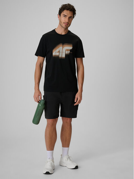 4F 4F T-Shirt LIMITLESS DESERT Czarny Regular Fit
