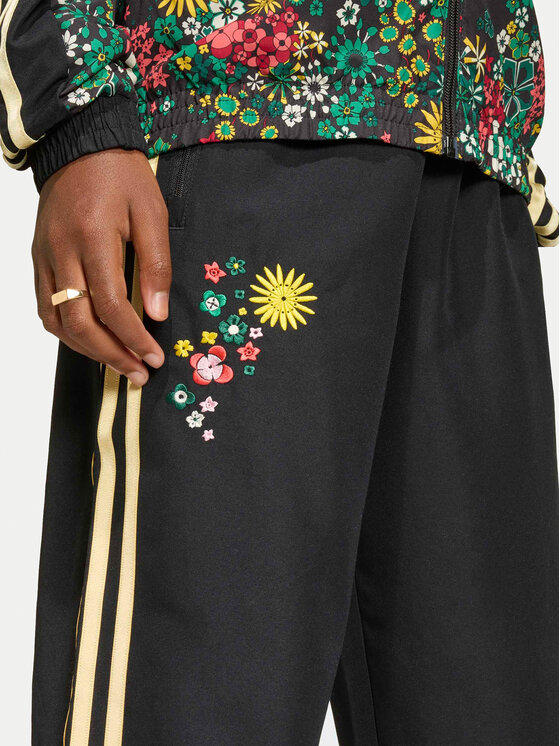 adidas adidas Spodnie dresowe Liberty London KD5946 Czarny Loose Fit