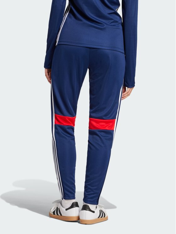 adidas adidas Spodnie materiałowe Performance Tiro 25 Essentials Błękitny Regular Fit