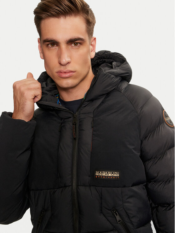 Napapijri Napapijri Зимно яке Moesa NP0A4I1R Черен Regular Fit