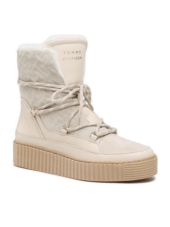 Tommy hilfiger deals moon boots