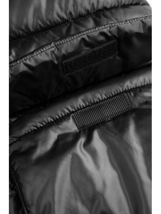 Coccodrillo Coccodrillo Zimné bundy ZC6152101OGJ-021 Čierna Regular Fit