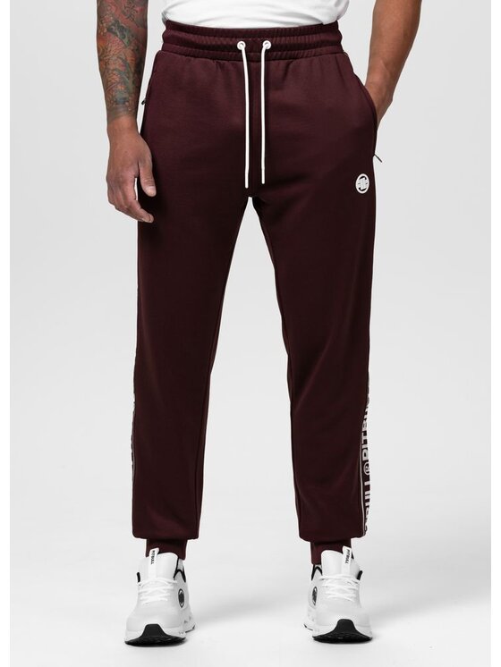 PITBULL PITBULL Spodnie dresowe Tape Logo Czerwony Regular Fit