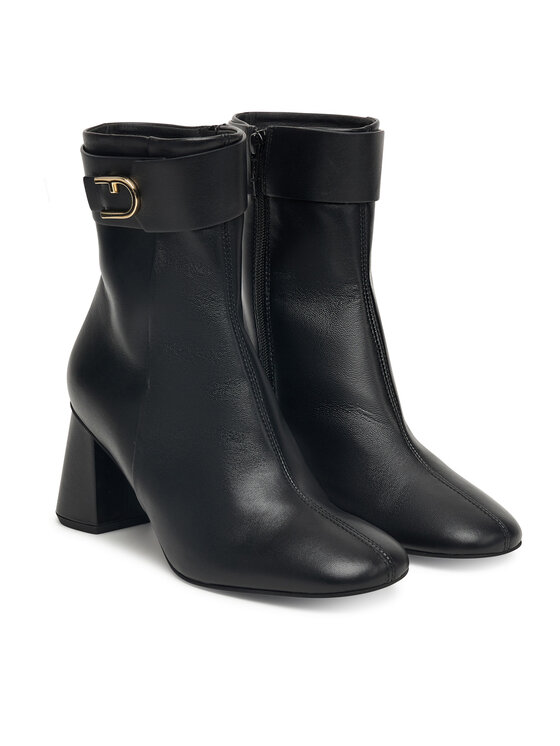 Furla Furla Stiefeletten Chick YJ73HIC-X30000-O6000-1-007-20-AL-3700 S Schwarz
