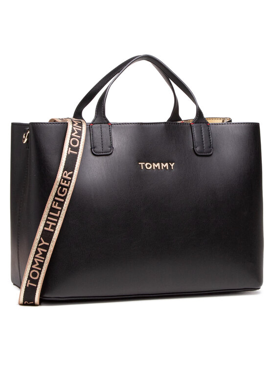 Satchel tommy hilfiger store