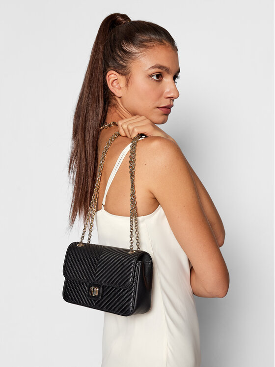 Furla Furla Ročna torba Pop Star WB00595-A.0149-O6000-1-007-20-CN-B Črna