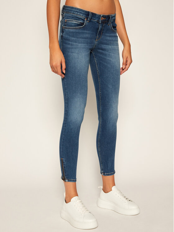 Guess marilyn hot sale jeans