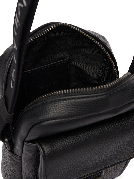 Calvin Klein Calvin Klein Somiņa Webbing Strap Slim Reporter LV04D3281G Melns