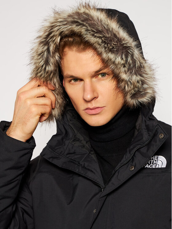 The North Face The North Face Winterjacke Zaneck NF0A4M8H Schwarz Regular Fit