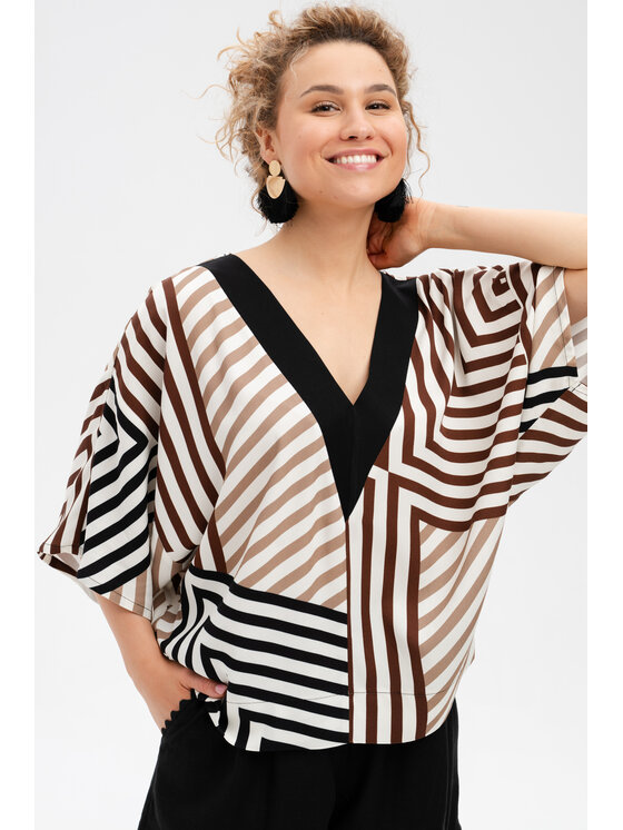 blue shadow blue shadow Bluzka Sochie. Brązowy Regular Fit