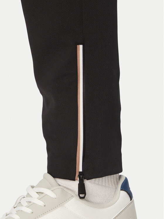 BOSS BOSS Pantaloni da tuta Toc Spin 50554379 Nero Regular Fit