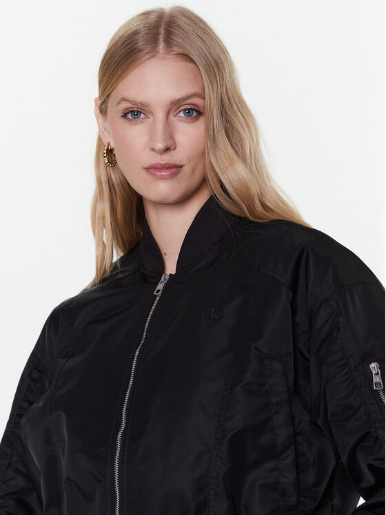 Calvin Klein Jeans Calvin Klein Jeans Μπόμπερ μπουφάν J20J220343 Μαύρο Regular Fit