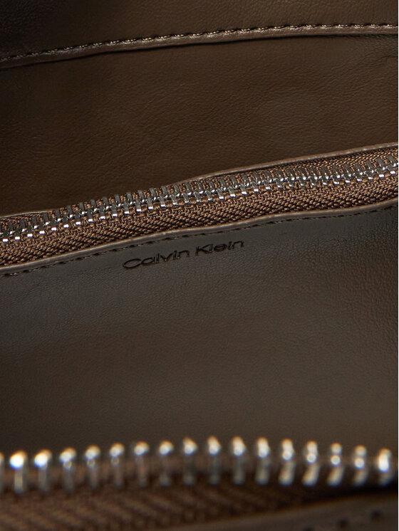 Calvin Klein Calvin Klein Ročna torba Hardware Strap Hobo Shoulder Bag K60K613031 Rjava