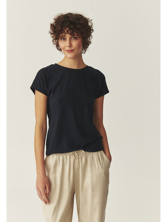 TATUUM TATUUM Blúzka ONYKA Tmavomodrá Classic Fit