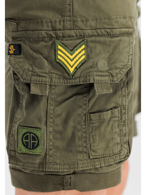 Alpha Industries Alpha Industries Šortky Crew Patch Short Zelená Slim Fit