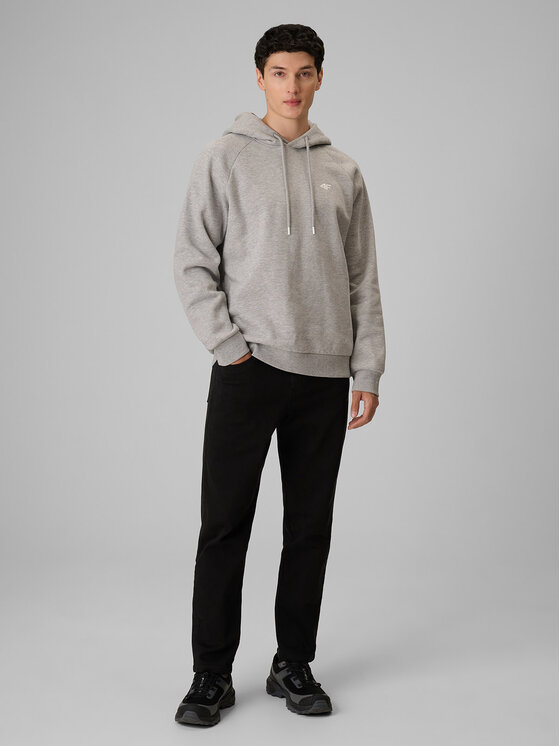 4F 4F Spodnie materiałowe ESSENTIAL Czarny Regular Fit