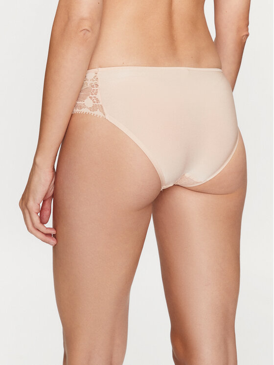 Chantelle Chantelle Класически дамски бикини Day To Night C15F30 Бежов