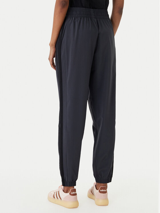 adidas adidas Pantaloni da tuta Train Essentials 3-Stripes Woven KC5496 Nero Regular Fit