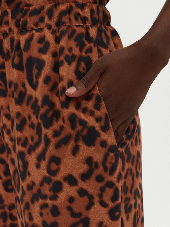 Chantelle Chantelle Pantaloni di tessuto Explore C18SE0 Marrone Relaxed Fit