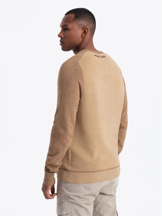 Ombre Ombre Sweter OM-SWSW-0121 Brązowy Regular Fit