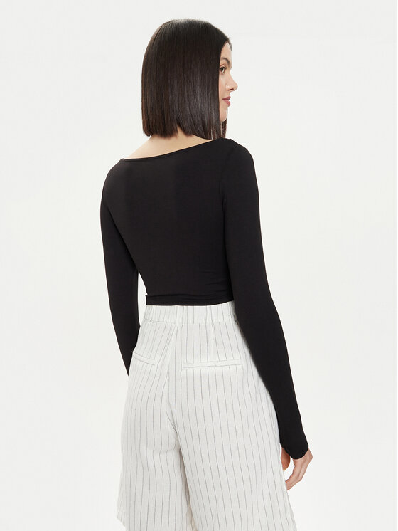 Gina Tricot Gina Tricot Palaidinė 22145 Juoda Slim Fit