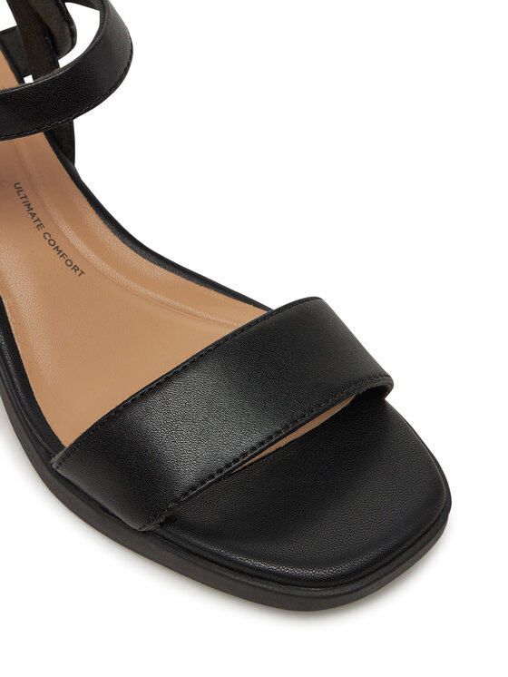 Clarks Clarks Sandali Jaylan Ray 26181658 Črna