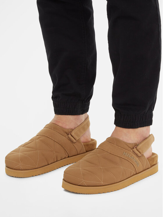 Tommy Hilfiger Tommy Hilfiger Iešļūcenes Warm Hilfiger Mule Sandal FM0FM04773 Brūns