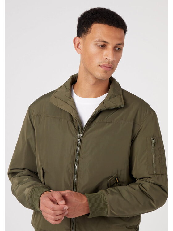 Wrangler Wrangler Kurtka przejściowa BOMBER JACKET Zielony Regular Fit