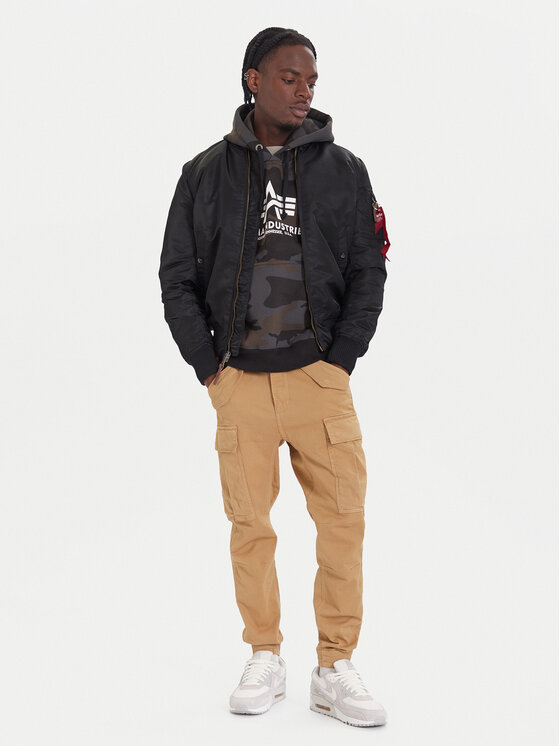 Alpha Industries Bomber dzseki Ma-1 Vf 59 Long 168100 Fekete Slim