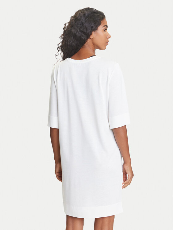 Emporio Armani Emporio Armani Kasdieninė suknelė EW000618 AF12187 U1131 Balta Loose Fit