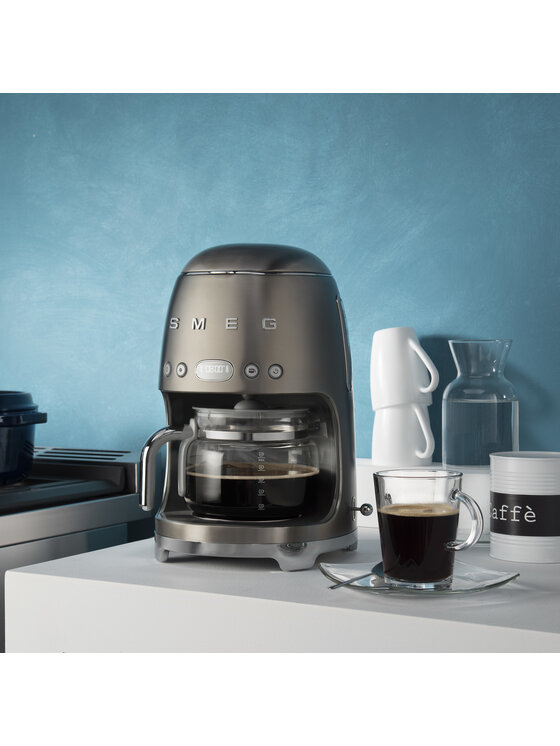 Smeg Smeg Ekspres do kawy DCF02SSEU Srebrny